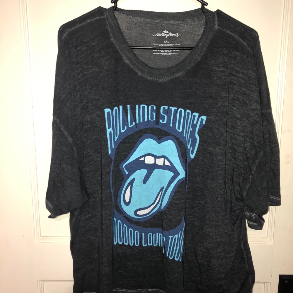 AE. Xxl. Rolling Stones band tee.